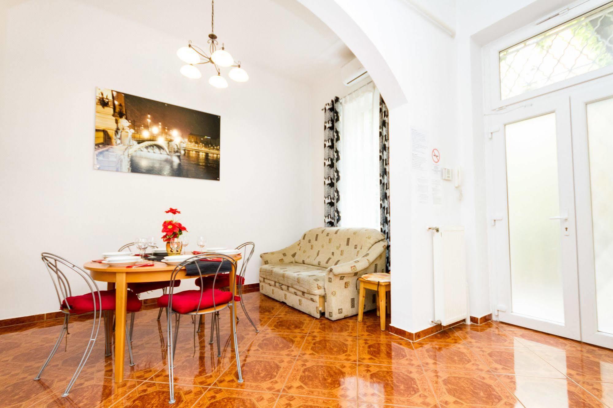 Like Home - City Center - Style Apartment Budapest Exterior photo