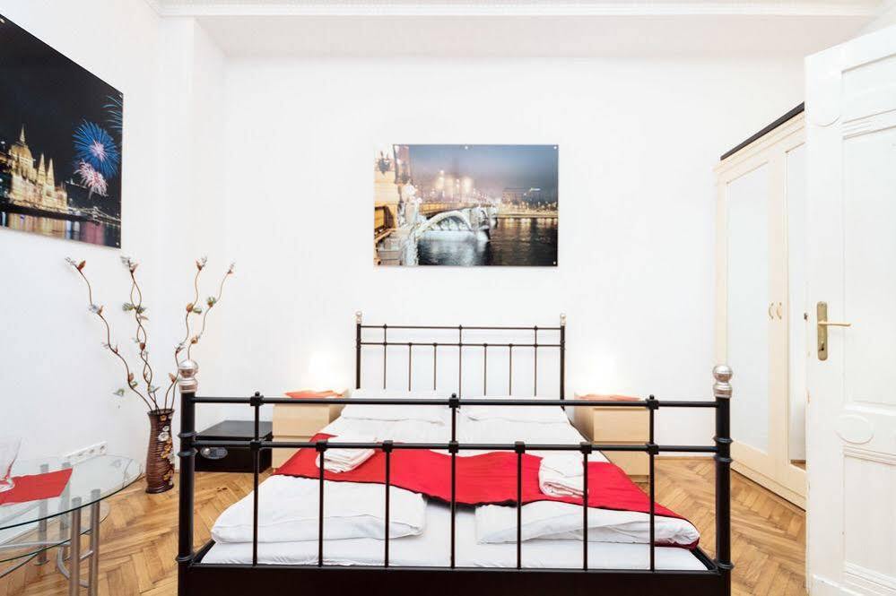 Like Home - City Center - Style Apartment Budapest Exterior photo